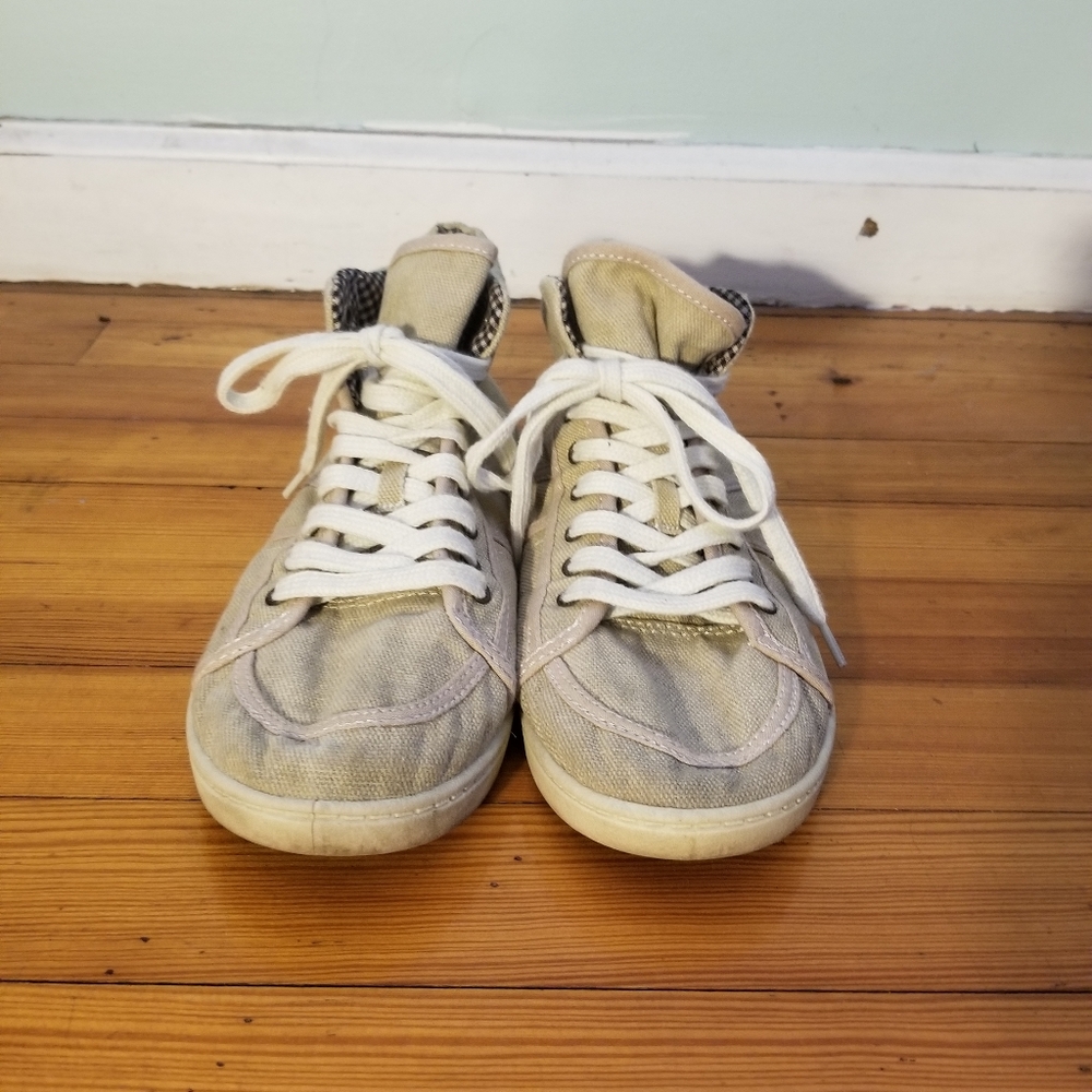 Womans Roxy sneakers size 9